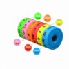 Set de 2 magneți educativi pentru matematică, cilindrul asamblat cu etichetă pentru fiecare disc: verde, portocaliu, galben, roz, roșu și albastru.