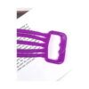 Bandă elastică din cauciuc, o bandă elastică mov, așezată pe o pagină de carte