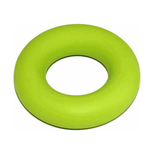 Jucărie antistres pentru strâns, inel de silicon verde-lime pentru strâns, fotografiat oblic pe fundal alb