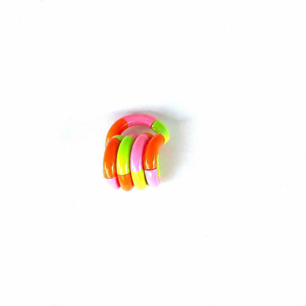jucarie-fidget-tangle-roz-si-verde Jucărie Fidget Tangle, Tangle mică, pliată, în nuanțe neon: portocaliu, roz, verde și galben, pe fundal alb