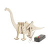 kit-stem-brachiosaurus-din-lemn-model-asamblat-2 Kit STEM Brachiosaurus din lemn, dinozaurul din lemn asamblat, văzut din lateral, cu telecomanda gri alături, pe fundal alb