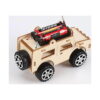 kit-stem-jeep-din-lemn-spate Kit STEM Jeep din lemn, natur fotografiat oblic, cu patru roți negre și două baterii roșii montate pe plafon