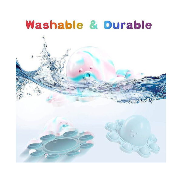 pop-it-caracatita-albastru-detaliu Pop It Caracatiță, grafic cu textul Washable & Durable: o caracatiță Pop It roz cu albastru într-un val de apă și încă două