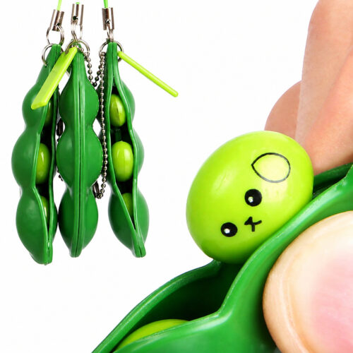 set-2-jucarii-fidget-cu-boabe-de-mazare-verde Set 2 jucării Fidget cu boabe de mazăre, mai multe păstăi de mazăre din plastic verde cu boabe, atașate de lănțișoare