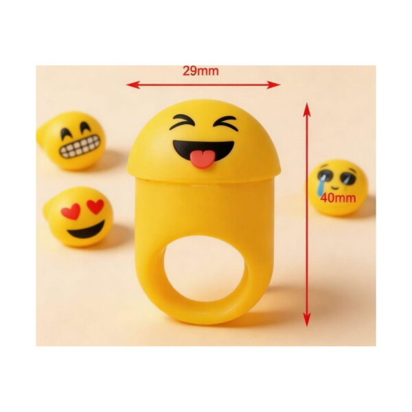 set-3-inele-emoji-luminoase-dimensiuni Set 3 inele Emoji luminoase, grafic de dimensiuni cu un inel emoji cu limba scoasă