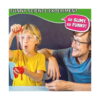 set-creativ-cu-slime-verde-utilizare-3 Set creativ cu slime, băiat cu ochelari de protecție întinde slime roșu, lângă un bărbat adult