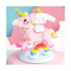 set-de-constructie-3d-hello-kitty Set de construcție 3D Hello Kitty, unicorn roz din micro cărămizi cu un personaj alb cu urechi lungi și coroană aurie călare