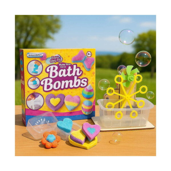 set-diy-vara-2026-continut Set DIY Vară 2026, pe o masă în aer liber: cutia Make Your Own Bath Bombs