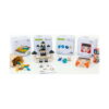 Set Montessori cu 4 puzzle-uri din lemn, patru cutii de tip cutie metalică albă prezentate cu conținutul lor: piese de mozaic