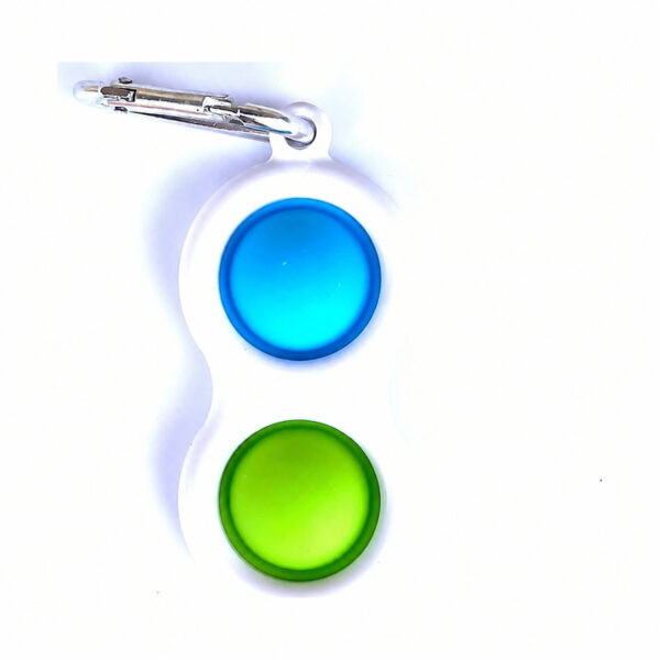 Simple Dimple cu 2 butoane, alb cu două butoane, albastru și verde, cu carabinieră