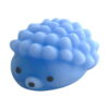 squishy-arici Squishy arici, albastru cu țepi rotunjiți, ochi negri și nas negru, pe fundal alb