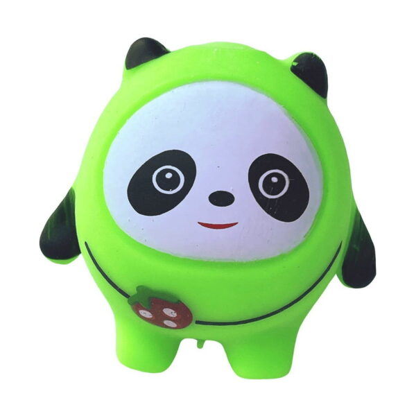 squishy-panda-verde-3 Squishy panda verde, prim-plan frontal cu squishy-ul panda verde pe fundal alb